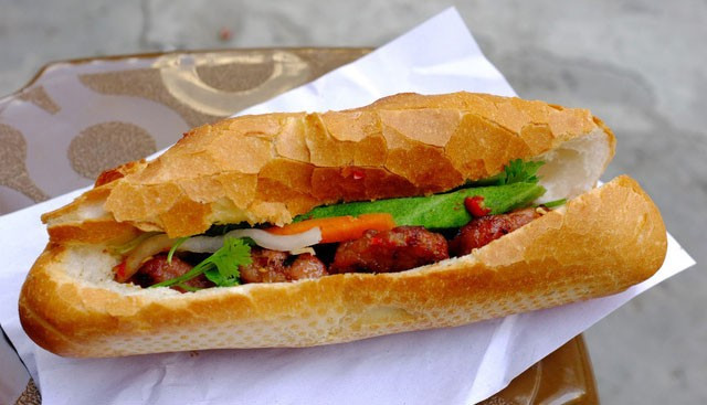 Bin Bin - Bánh Mì & Cơm Dương Châu