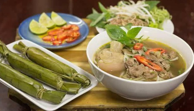 Hai Chị em - Bún Bò Huế - Đỗ Thúc Tịnh