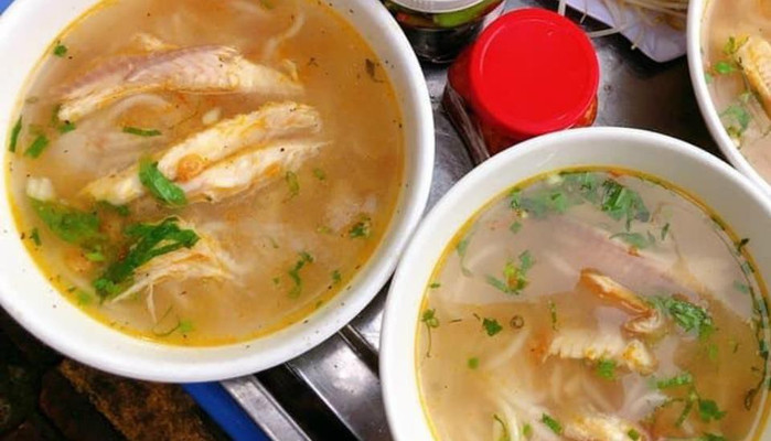 Bánh Canh Cá Lóc Cô Thư - Phan Trung