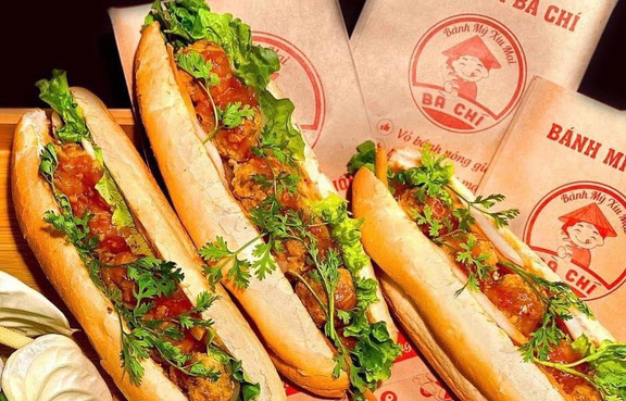 Bánh Mì Xíu Mại Bà Chí - 19/1 Văn Cao