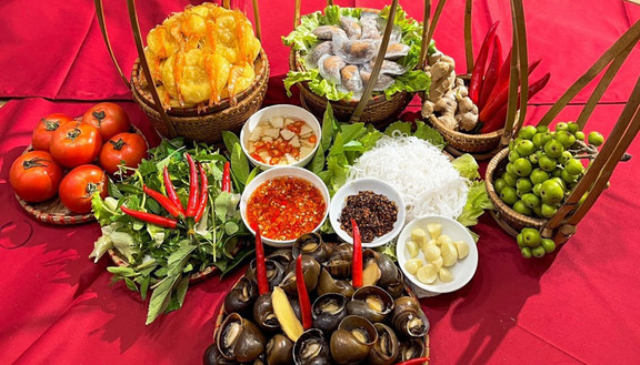 Bánh Tôm & Bún Ốc - Nguyệt Nga