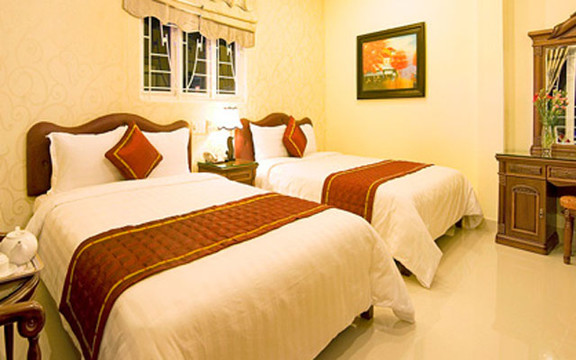 Thành Tiến Hotel