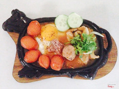 Ốp la đặc biệt. 30k