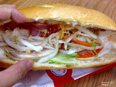 Bánh mì thịt 15K