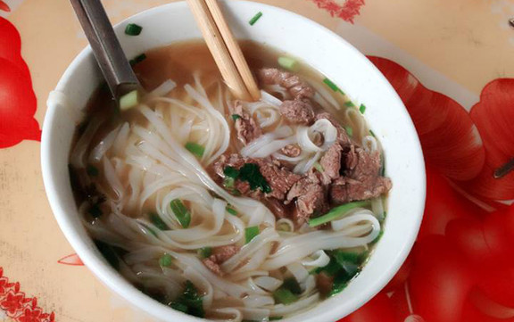 Bùn, Phở Bò Gà