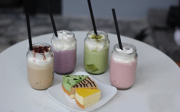 Thu Thuỷ - Bakery & Coffee