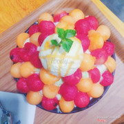 Patbingsoo - khuyên ai đi hai người gọi size M còn ăn yếu thì size S thôi chứ gọi size L là bơi luôn. 