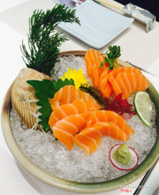 sashimi cá hồi