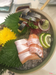 Sashimi cá chích, bụng cá hồi