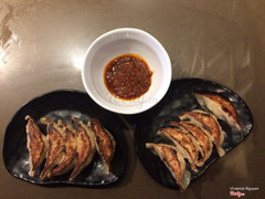 Gyoza nhân tôm thịt