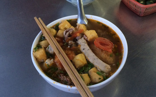 Tấn Đức - Bún Riêu