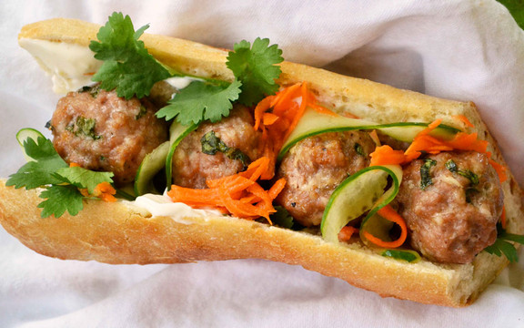 Bánh Mì Bonbon