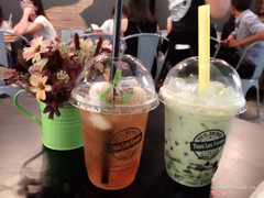 Nước ngon, không gian đẹp, giá cả được, nhân viên phục vụ dễ thương