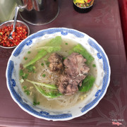 hủ tiếu xương
