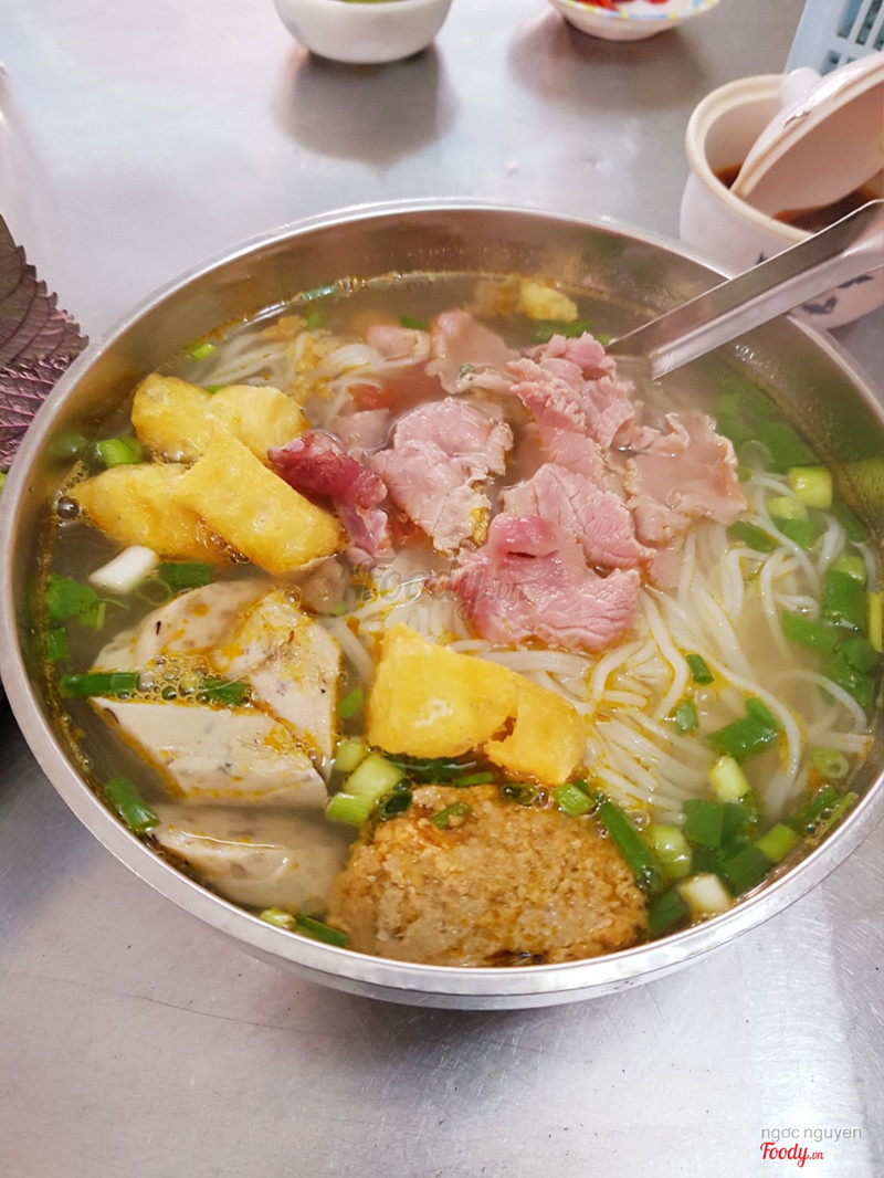 Bún riêu 30k