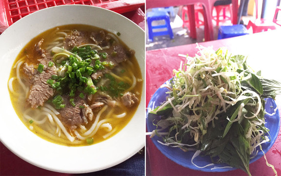 Bún Bò Vỉa Hè