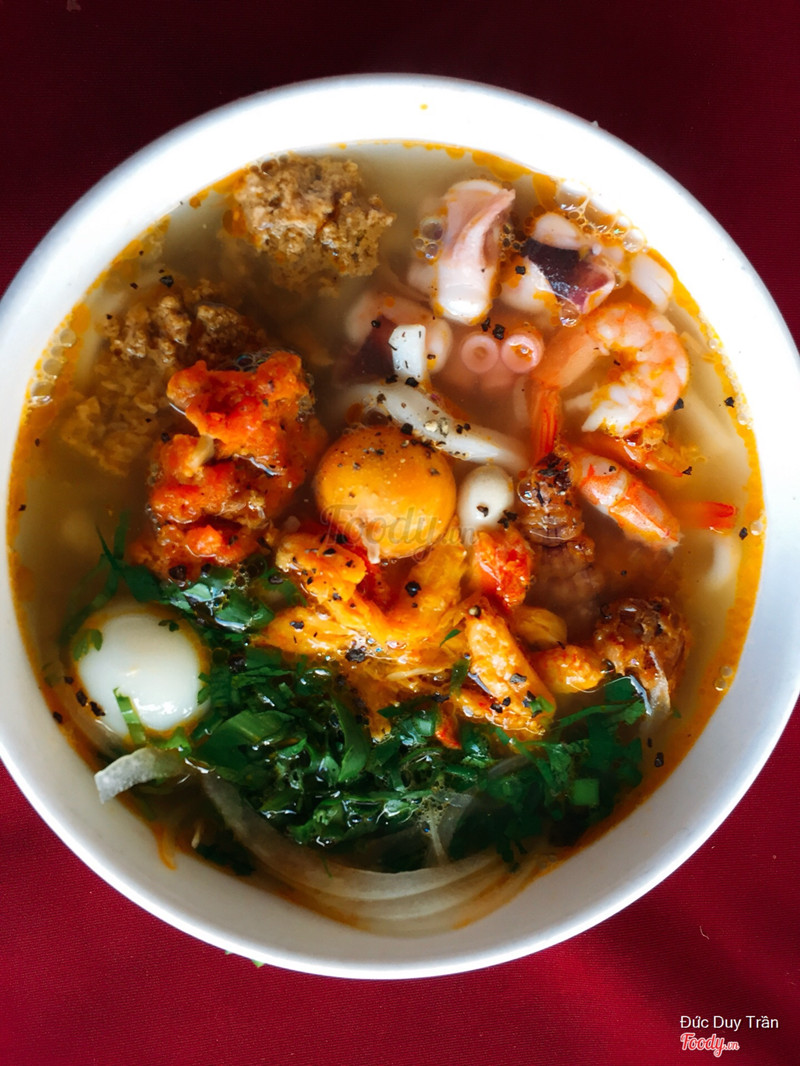 Bánh canh thập cẩm