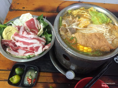 Nước dùng siêu ngon mà đồ ăn đầy ú ụ luôn ý