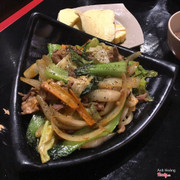 Mì udon xào thịt