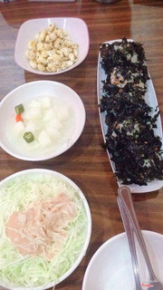 Banchan siêu nhiềuuuuu