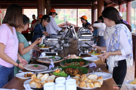 Tổ chức tiệc buffet