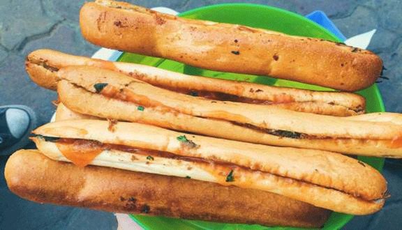 Bánh Mì Que Đà Nẵng - Hoàng Hoa Thám