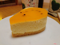 Mango passion cheesecake