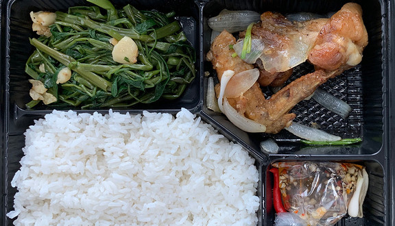 Tiệm Cơm Mámi