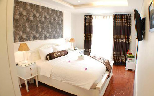 Hanoi Golden Palace Hotel - Bát Sứ