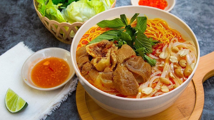 Bún Riêu & Mì Quảng - 181 Nguyễn Hội