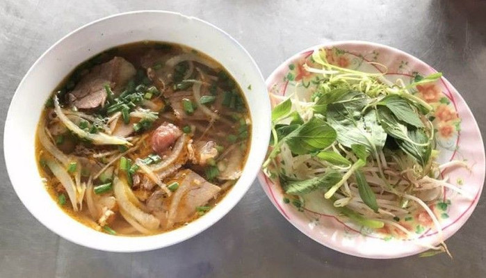 TOM - Bún, Bánh Canh & Hủ Tiếu - Dân Tộc