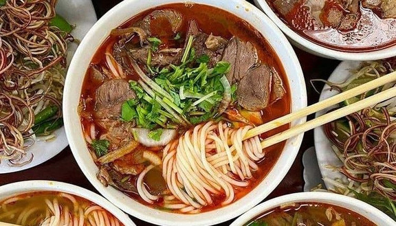 Út Hảo - Phở & Bún Bò Huế