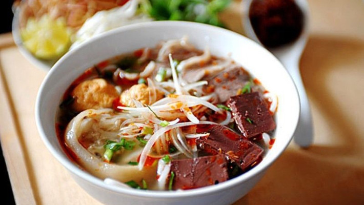 Bún Bò Dì Sương - Thạch Hãn