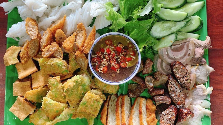 Bún Đậu Mẹt Quán Quyền - Lê Văn Hiến