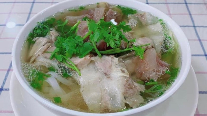 Phở Lý Quốc Sư - 106 Hùng Vương