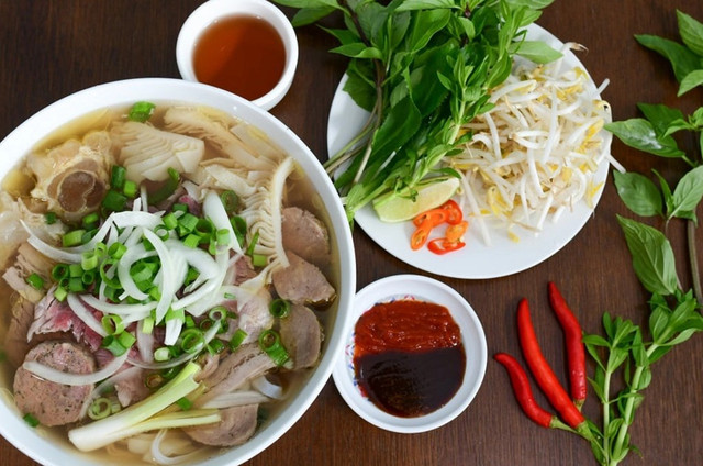 Phở Giao Cù - Núi Thành