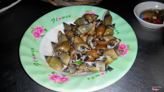 Ốc cà na xào bơ