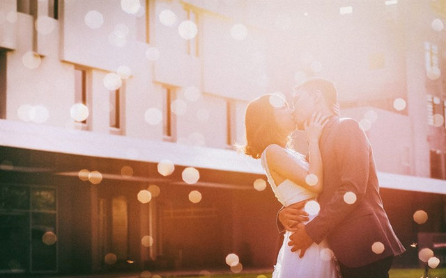 Éclair Joli - Nguyễn Trọng Tuyển