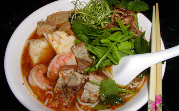 Cô Liên - Bún Mắm & Bò Kho