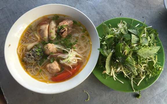 Hằng - Bún Riêu & Mì Quảng