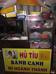 Mì , Hủ tíu , Bánh canh Hoành Thánh - Xương - Trứng cút 