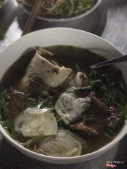 Tô bún bò nho nhỏ