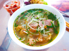 bún bò Huế