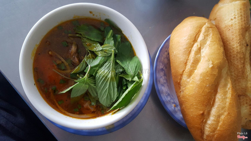 Bánh mì bò kho 30k