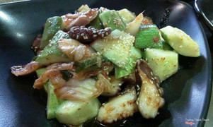 salad kim chi bạch tuộc