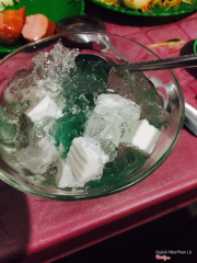 Chè khúc bạch