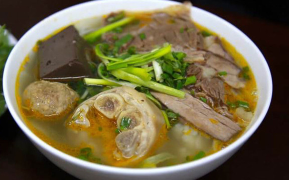 Bún Bò Hữu Nghị