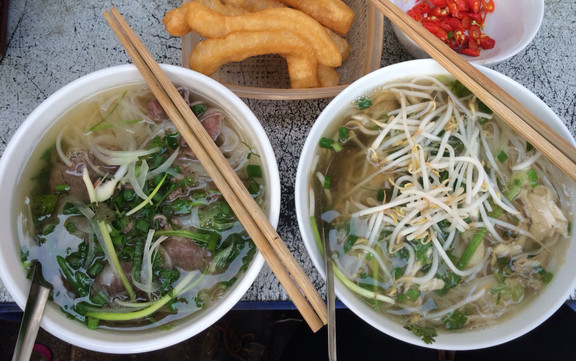 Khánh - Phở, Sủi Cảo & Mì Vằn Thắn