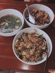 Bún trộn 👍🏻👍🏻 rất ngon 