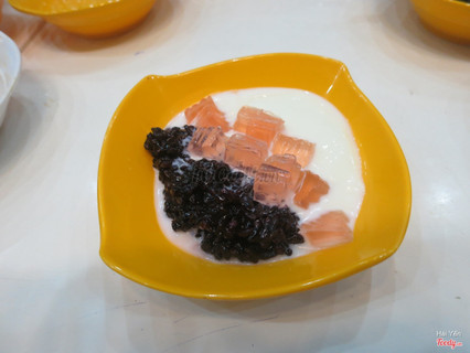Sữa chua nếp cẩm